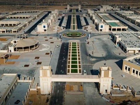 The Sharjah Livestock Market is located between Sharjah-Al Dhaid Road and Emirates Road, on an area of about 170,000 square metres.
