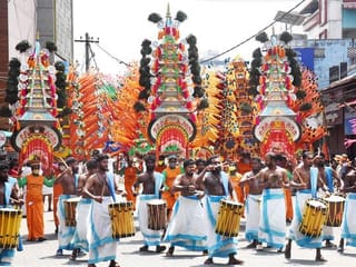 Photos: High-voltage campaign in Kerala with just a week to go for Assembly polls