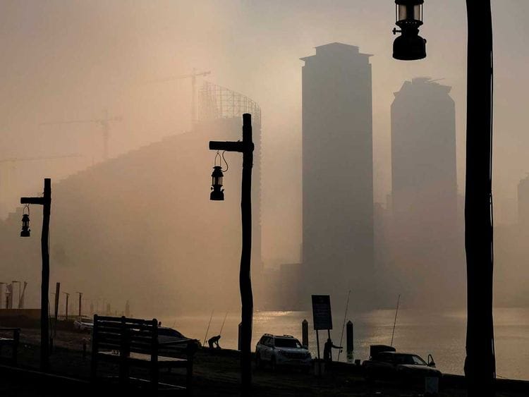 20210408 fog in sharjah