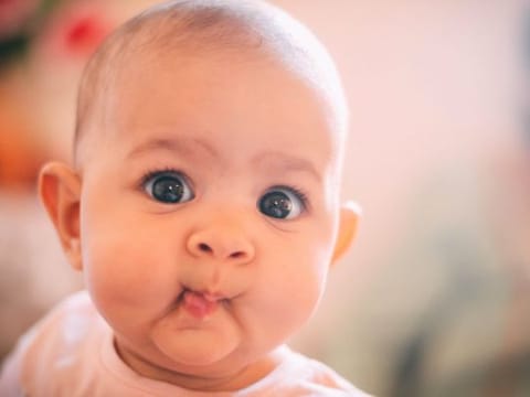 10 Creative play ideas to encourage your baby to talk