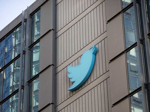 In Pictures: Twitter will serve up a ‘poison pill’ to Elon Musk