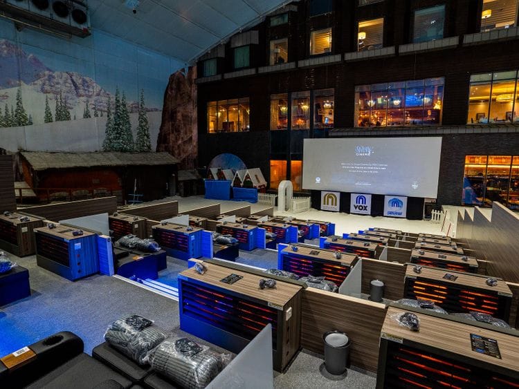 Ski Dubai Snow Cinema