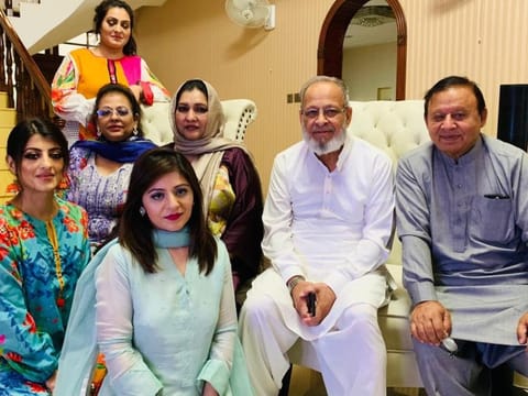 Pakistani expatriate Anna Khan said she and her husband Qaisar KD are both missing their parents, siblings and extended family.