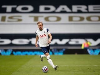 Transfer gossip: Manchester City to outbid rivals United and Chelsea for Tottenham’s Harry Kane  