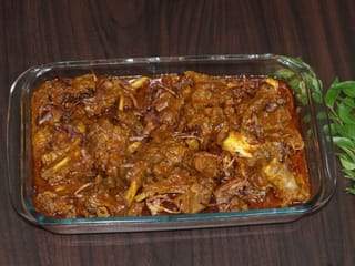 Mutton Peralan or roast: This Kerala meat dish is a blend of spices and herbs
