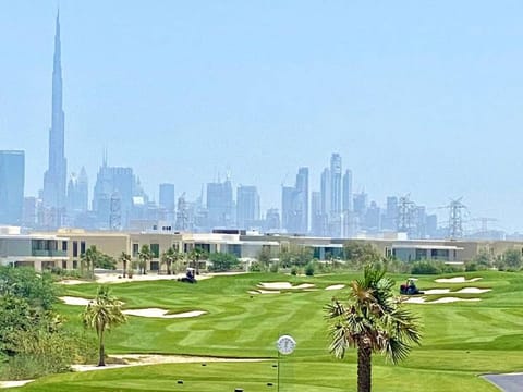 Dubai Hills is one happening prime destination in the city, figuring at the top of buyers' choice as their next investment spot. With a mall to open shortly and a sprawling golf course, the community does have what it takes.  
