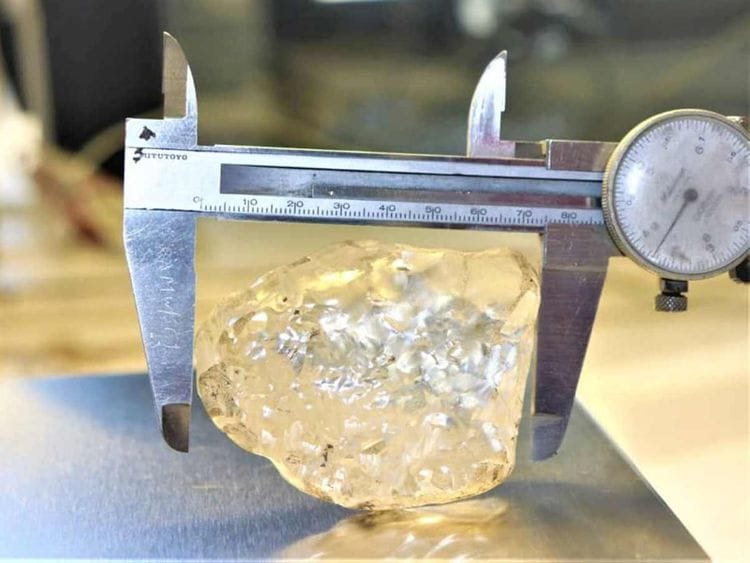 A 1,098 carat diamond,