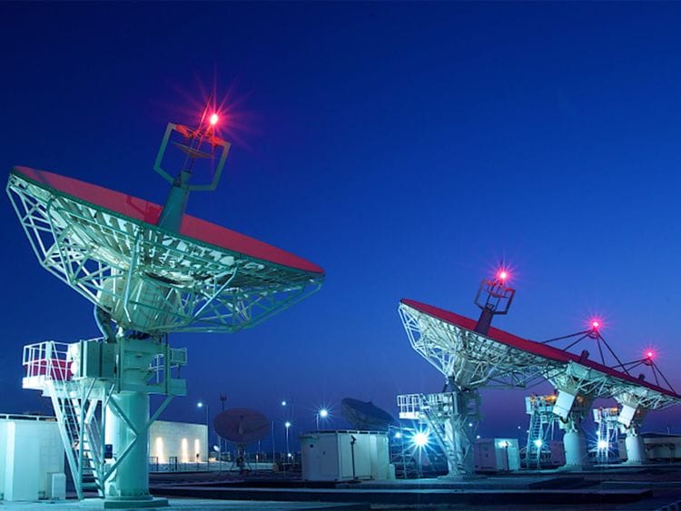 Stock-Yahsat-1