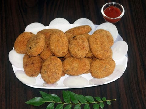  These meaty bites are easy to make and is also best served as an evening snack