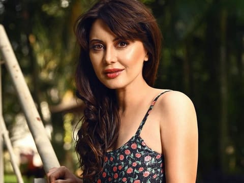 Insta/minissha_lamba 