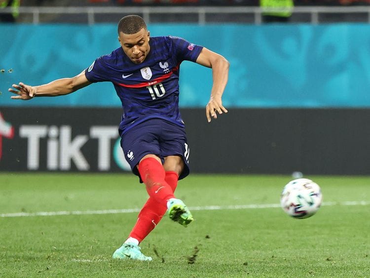 Mbappe Penalty 1