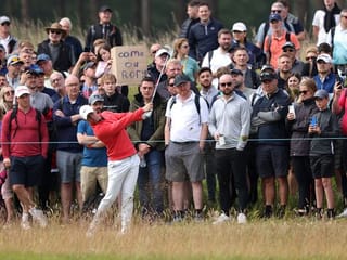 Scottish Open: Spectator ejected for grabbing Rory McIlory’s club