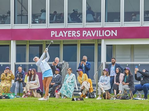 Golf Saudi Ambassador Camilla Lennarth gives a special clinic for female players from the Muslim Golf Association
