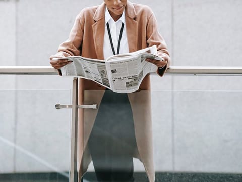 Newsroom employment has seen a steady decline in the United States, falling from 114,000 to 85,000 journalists between 2008 and 2020, according to a 2021 study