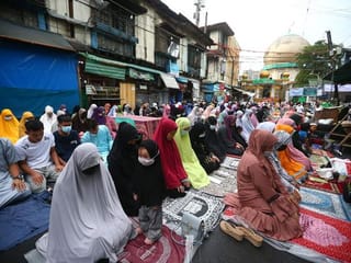 Photos: Muslims around the world celebrate Eid Al Adha