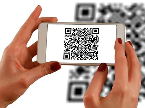 The QR codes definitely helped retailers and consumers connect more frequently last year, easing the process towards contactless transactions. 