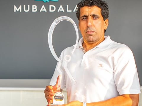 Emirati artist Jamal Habroush Al Suwaidi was selected through a collaboration between two of Mubadala’s sponsorships — Mubadala Silicon Valley Classic and the Abu Dhabi Music and Art’s Foundation (ADMAF) — to design the official trophy for the doubles and singles winners of the 2021 Mubadala Silicon Valley Classic tournament. 