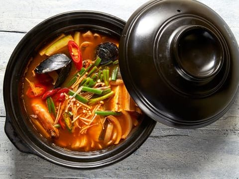 Watch: Here’s how to make Chef James Kang’s Korean spicy seafood hotpot at home