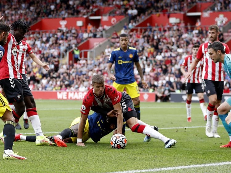 Copy of 2021-08-22T142808Z_1344360985_UP1EH8M146U8T_RTRMADP_3_SOCCER-ENGLAND-SOU-MUN-REPORT-1629644739918