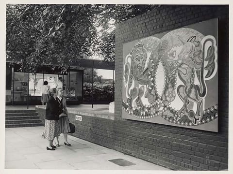 Edward Bawden crest, designed for the British Pavilion at the Brussels Expo in 1958.