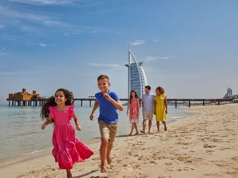  UAE residents are moving past the pandemic. Return of tourism activities, shopping and in-person events are the evidence for the emirates resilience 