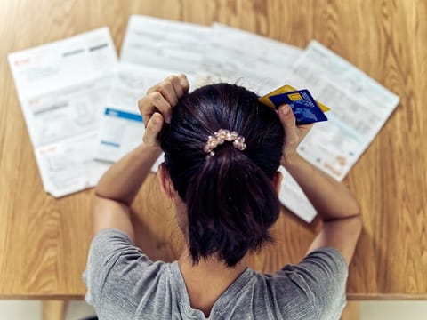  Companies in UAE cannot freeze salary of a regular employee.