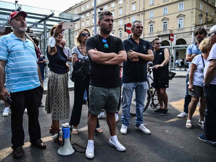 italy protest-1631708934076