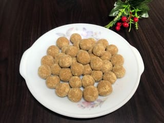 Traditional Kerala recipe to make Avalose unda or roasted sweet rice balls from scratch