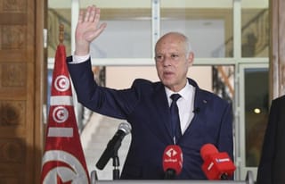 More than 100 officials from Tunisia’s Islamist Ennahda Party resign amid crisis