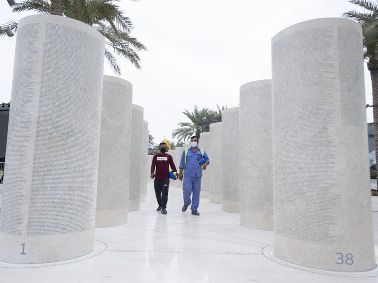 Workers monuments Expo 202014-1633356824045