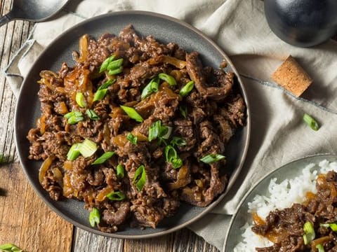 Bulgogi: Sizzling Korean barbecue at your dinner table!
