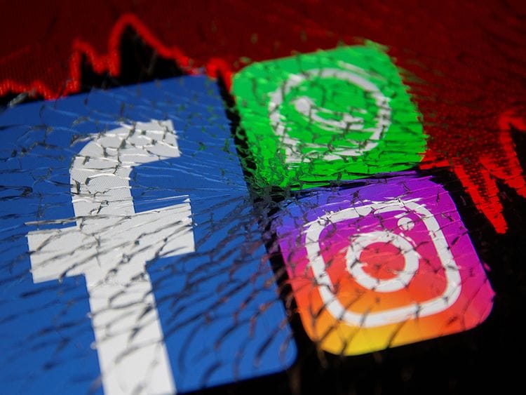 Facebook, Whatsapp, Instagram