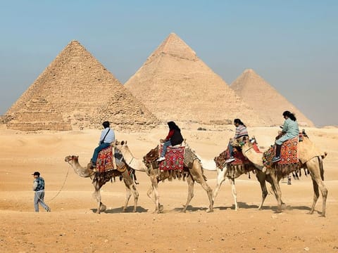 Giza’s pyramids are such impressive feats of ancient engineering that even today, scientists are unsure how they were built. 