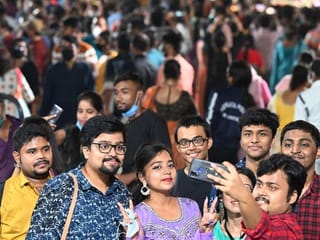 Photos: Indian festival crowds return as COVID-19 horrors fade