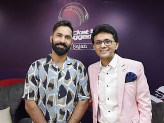 WATCH: Play Hardik Pandya, Varun Chakravarthy for the X-factor, says Dinesh Karthik