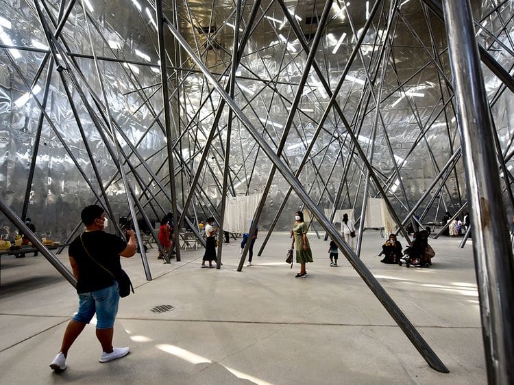 EXPO 2020 DUBAI CROWD