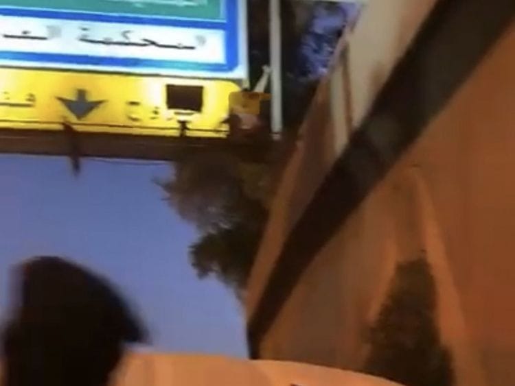 211103 Man