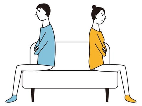 When couples don’t agree on having kids and when one of the partners wants children and the other doesn’t, resentment occurs. 