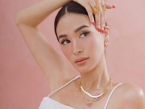 Filipina actress and fashion maven Heart Evangelista
