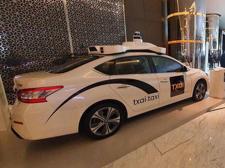 driverless-taxi-1637657167367