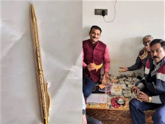 gold pen-1638204347976