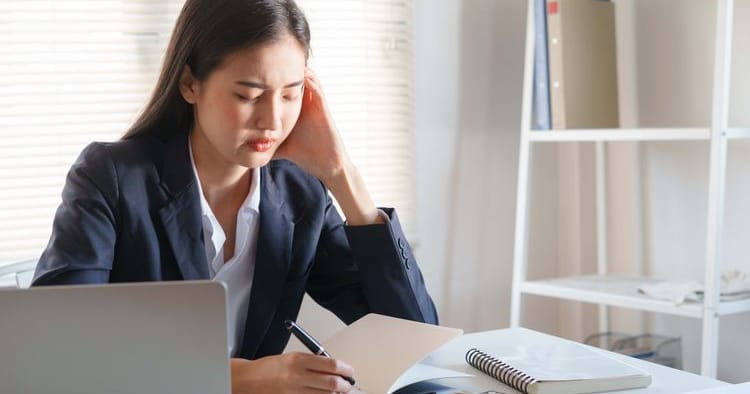 Do you need a sick leave certificate in the UAE? What employees should know