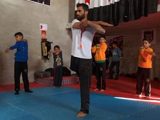 Photos: North Syria's one-legged kung fu master