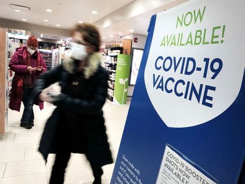 A pharmacy in Grand Central Terminal advertises the COVID-19 vaccine on December 09, 2021 in New York City. 