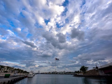 Cloudy weather in Sharjah