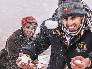 Photos: Saudis enjoy snow at Jabal Al Lawz in Tabuk