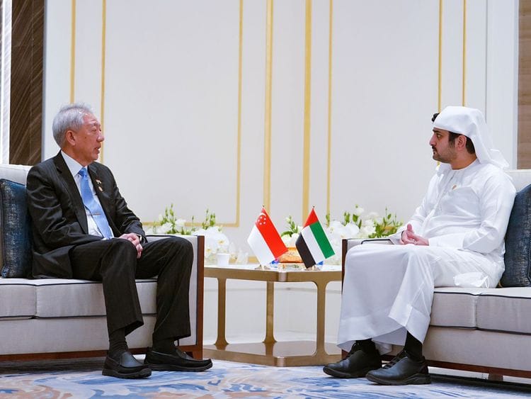 maktoum-singapore-1642845547157