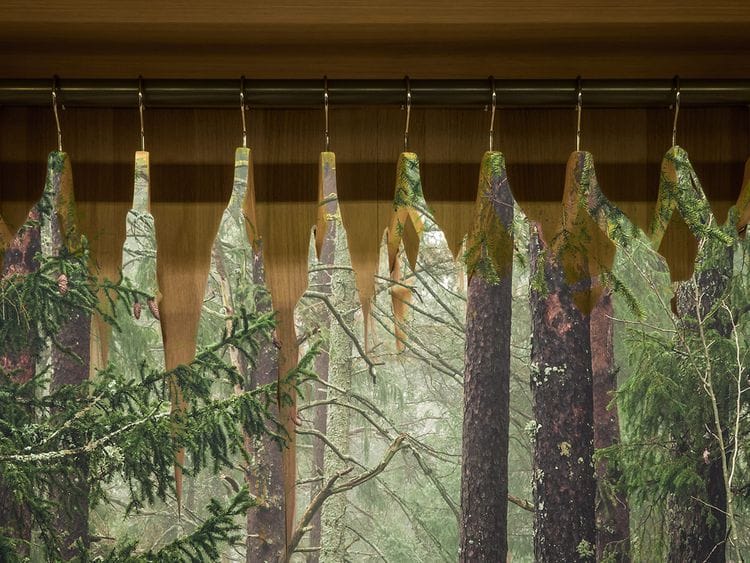 Sustainable clothing online shopping 
