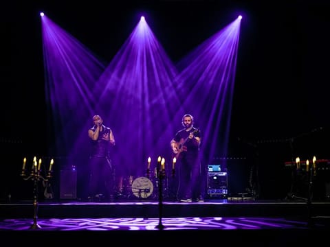 A performance of 'Queen by Candlelight'