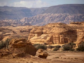 Look: Hegra, an ancient city in Saudi Arabia, now open to tourists